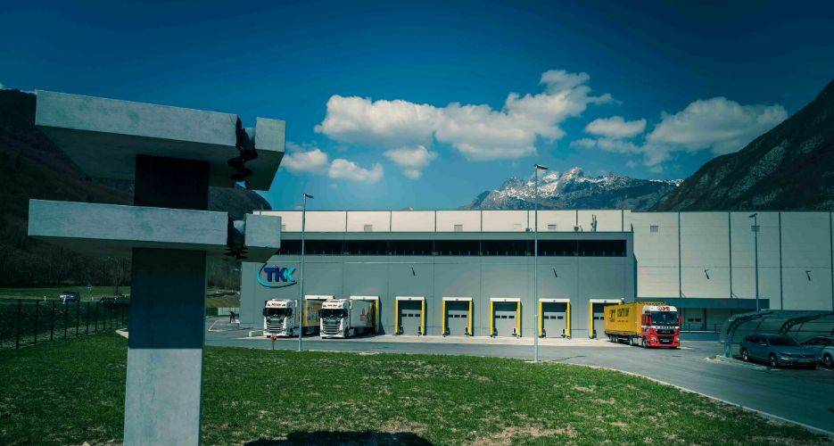 New building with high-rack warehouse TKK in Srpenica